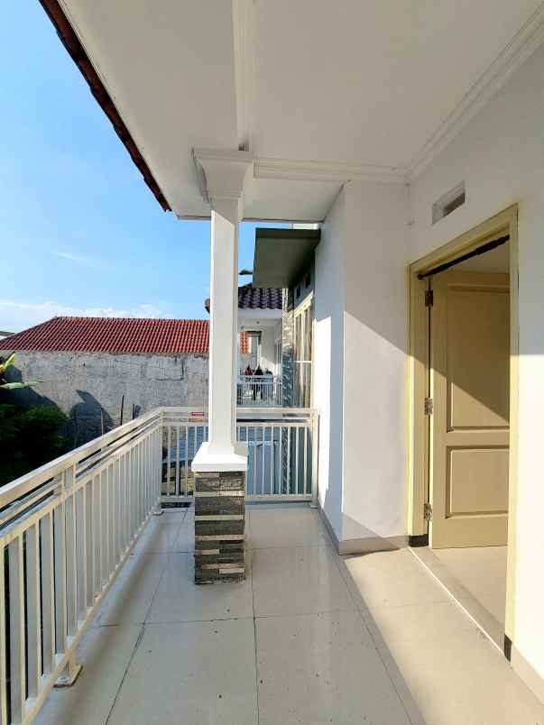 dijual rumah kos cantik pondok alam sigura gura