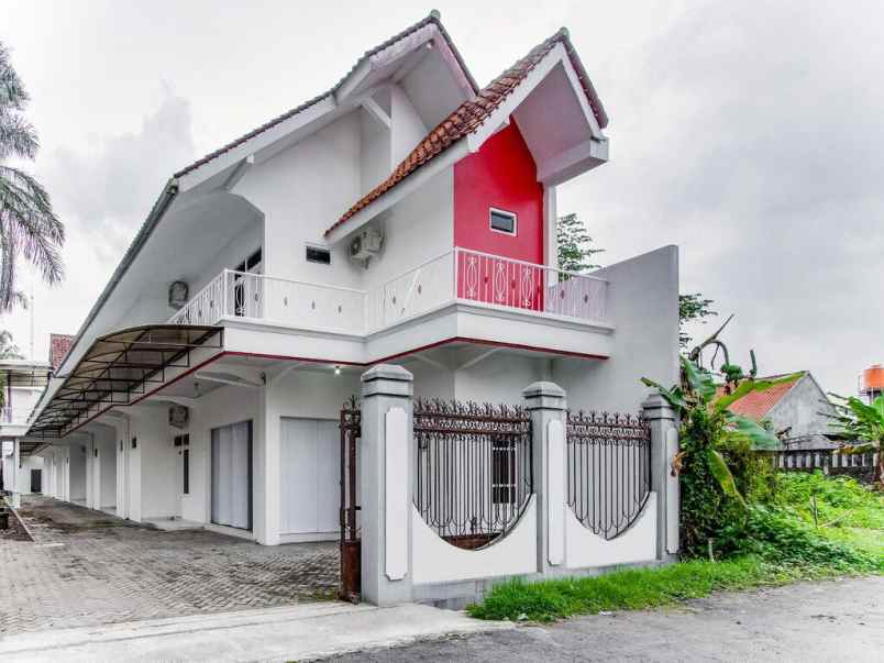 dijual rumah kost aktif dijakal km 12