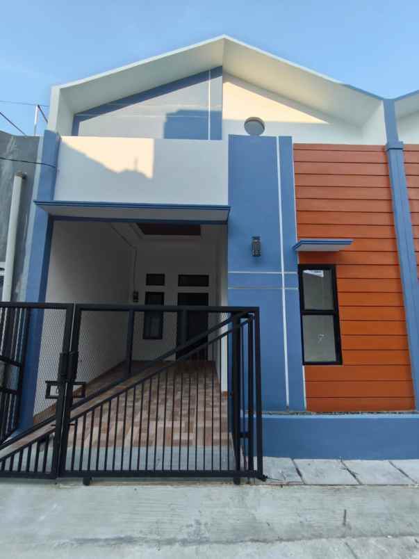 dijual rumah kota harapan indah bekasi