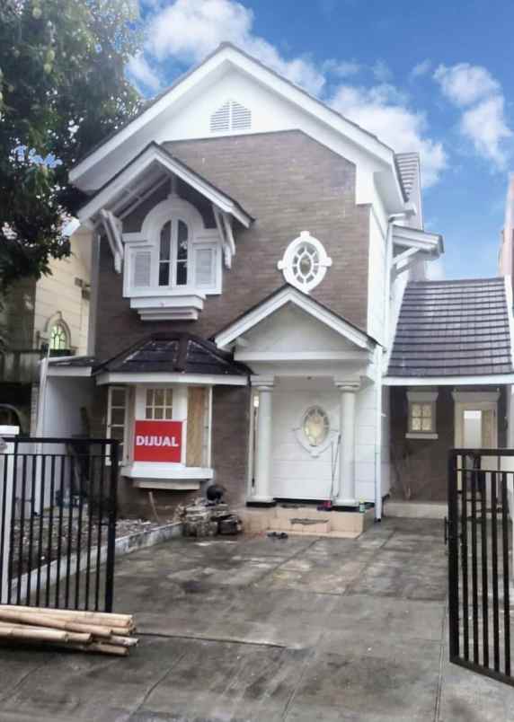 dijual rumah kota legenda bekasi