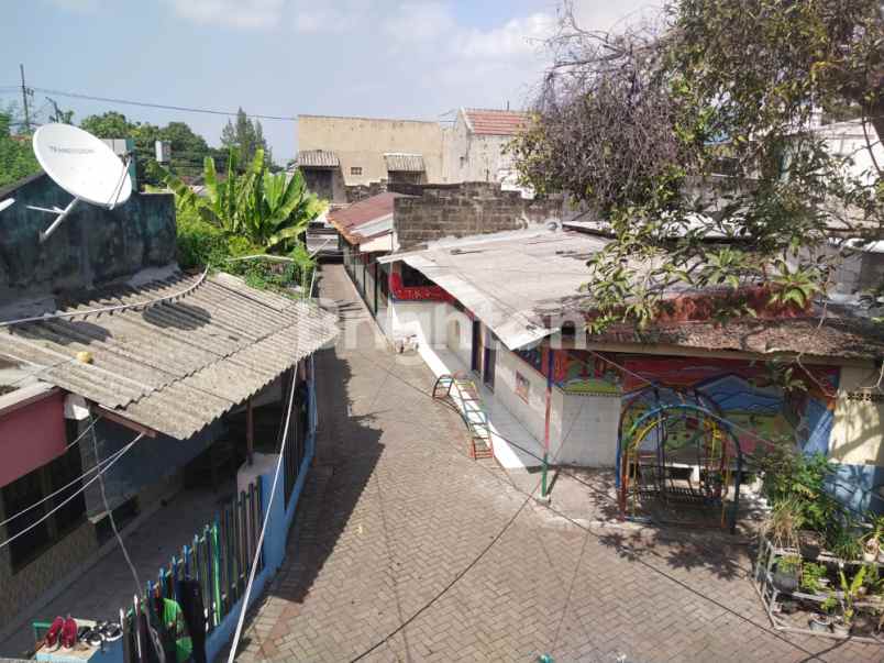 dijual rumah kutisari selatan