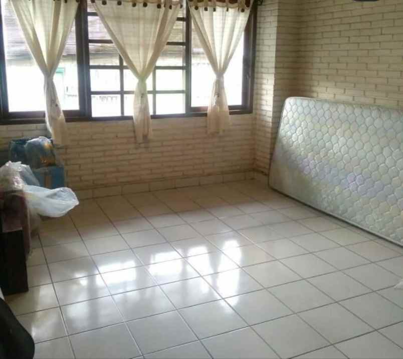 dijual rumah kwanji asri