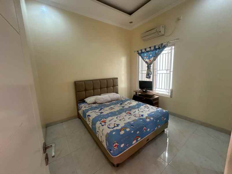 dijual rumah lantai 2 di metland transyogi cibubur
