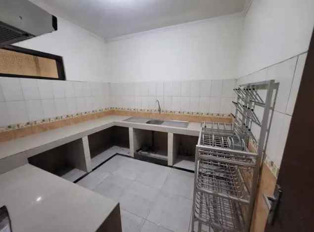 dijual rumah lebak indah