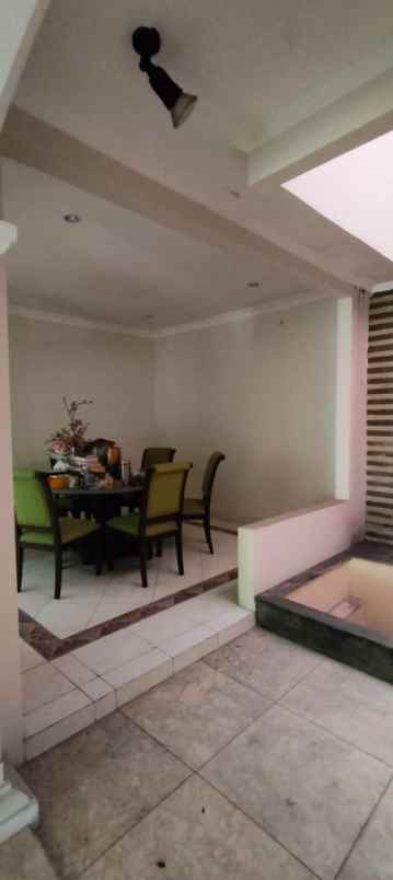 dijual rumah legenda wisata