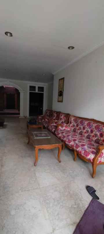 dijual rumah legenda wisata