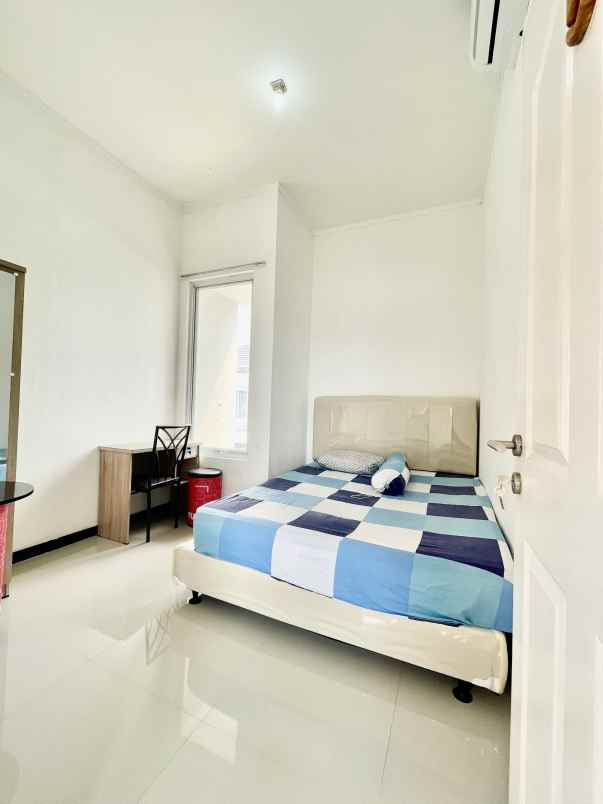 dijual rumah magnolia town house tangerang banten