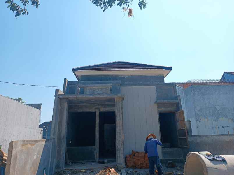 dijual rumah majapahit