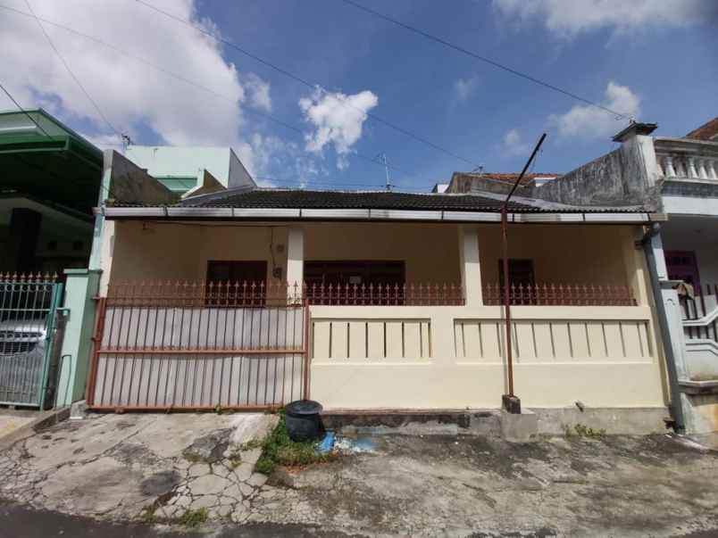 dijual rumah merjosari