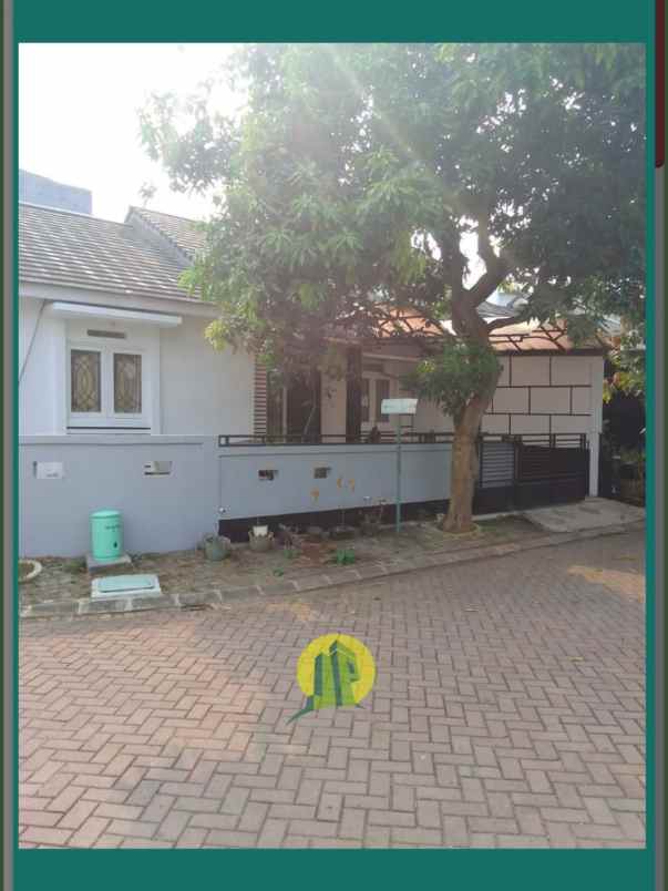 dijual rumah metland