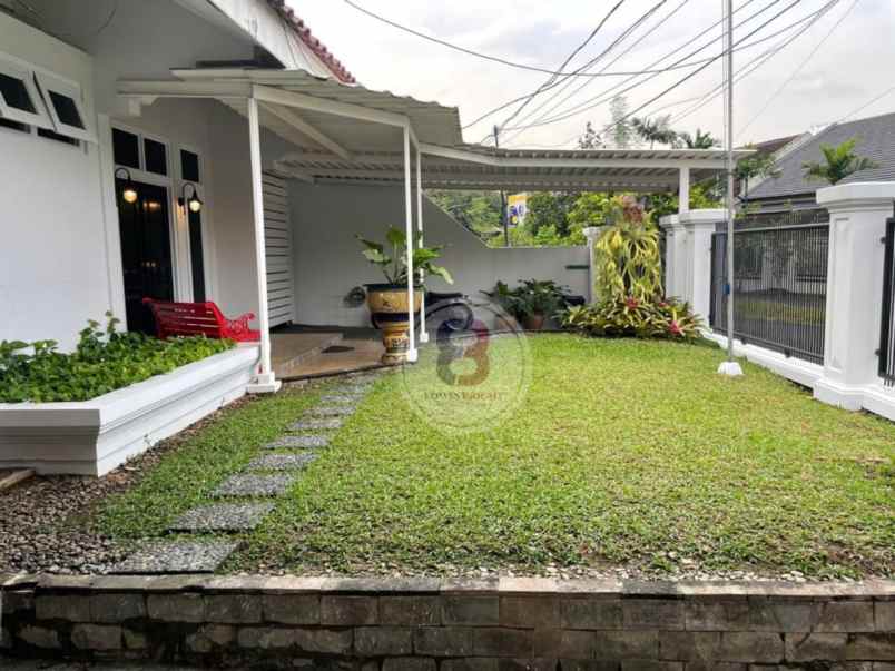 dijual rumah mewah di bintaro sektor 1 jakarta selatan