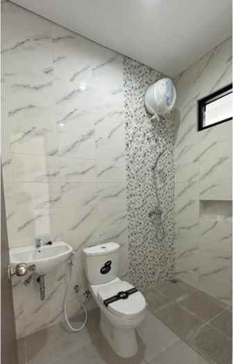 dijual rumah minimalis 2 lantai medokan asri utara