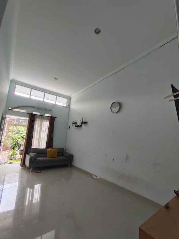 dijual rumah mustikasari mustika jaya