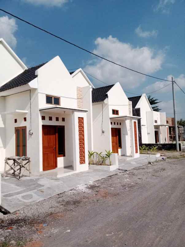 dijual rumah ngemplak kartasura