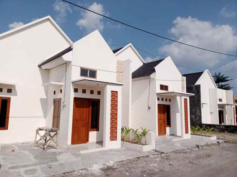 dijual rumah ngemplak kartasura