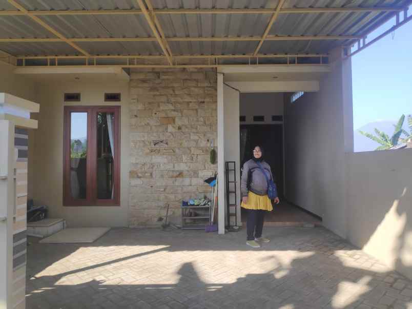 dijual rumah ngudi