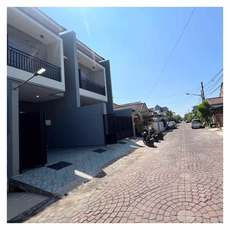 dijual rumah nirwana eksekutif