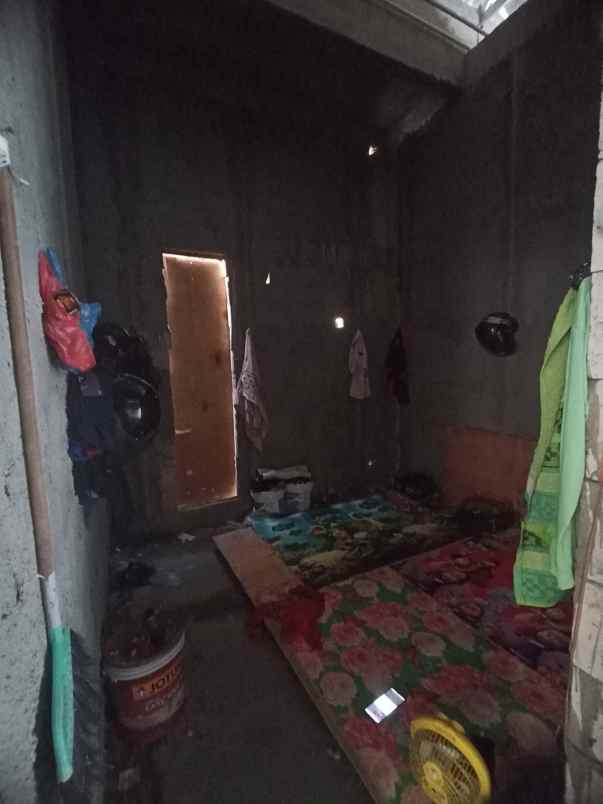 dijual rumah nirwana eksekutif