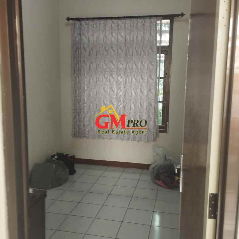 dijual rumah nyaman di leuwipanjang kota bandung