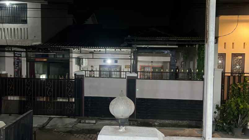 dijual rumah nyaman strategis
