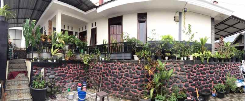 dijual rumah oro oro ombo