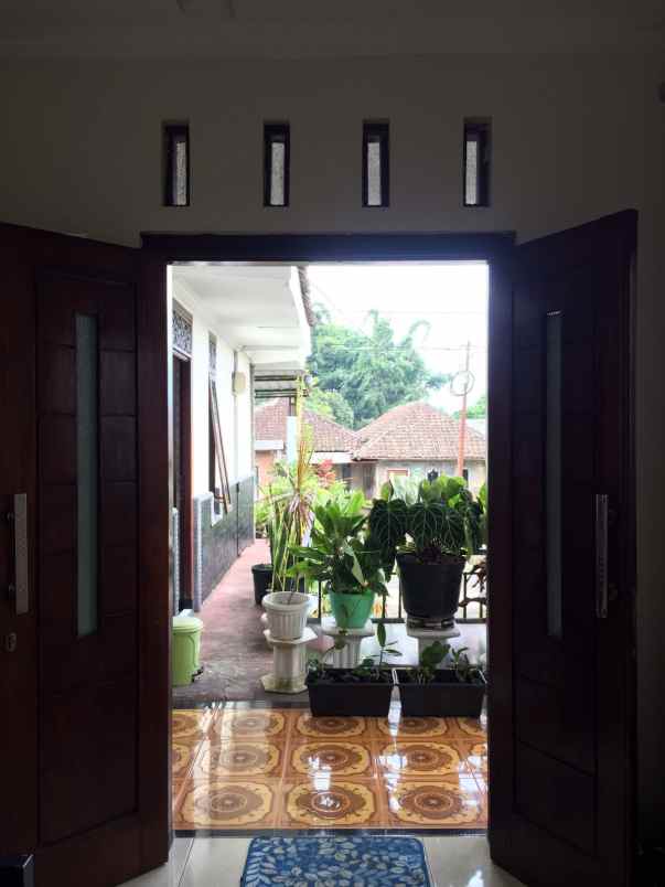 dijual rumah oro oro ombo