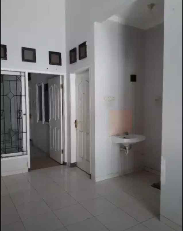 dijual rumah pallazo park