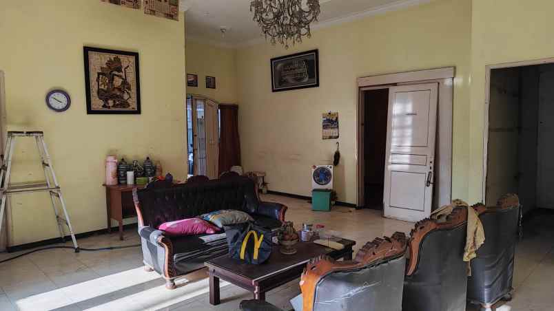 dijual rumah palm spring regency