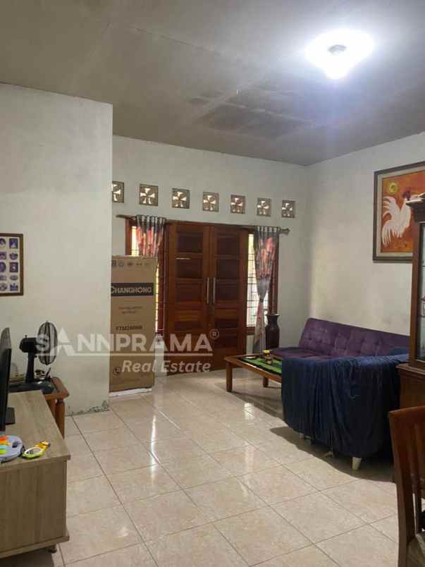 dijual rumah pancoran mas