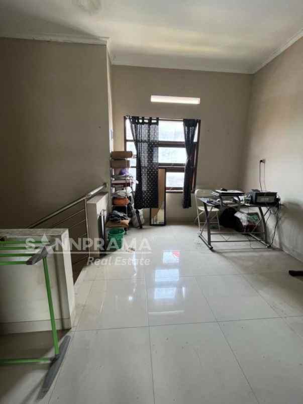 dijual rumah pancoran mas