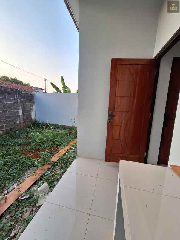 dijual rumah pancoran mas depok