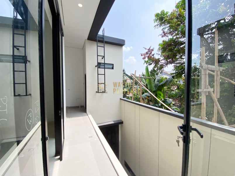 dijual rumah pandes panggungharjo kec