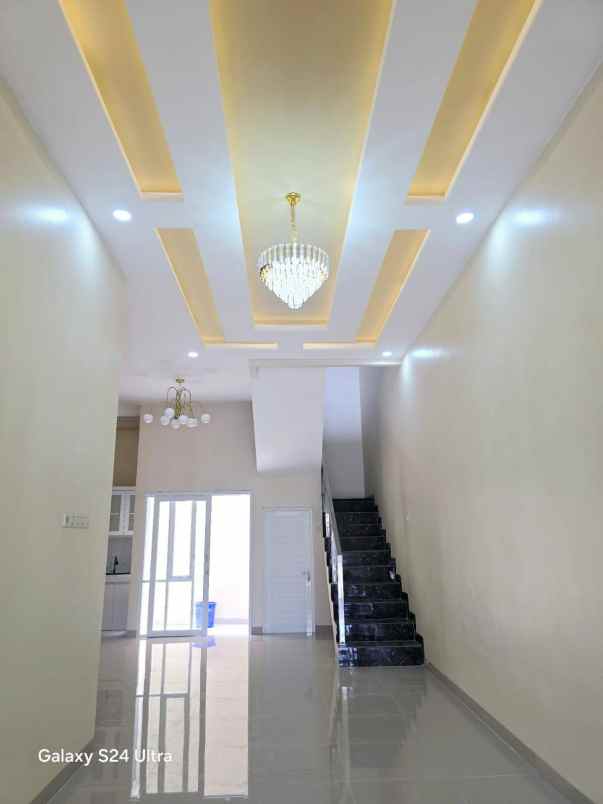 dijual rumah permata harapan baru kota