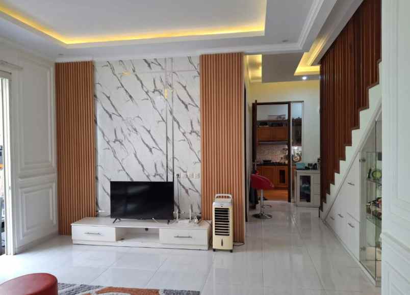 dijual rumah permata jingga suhat kota