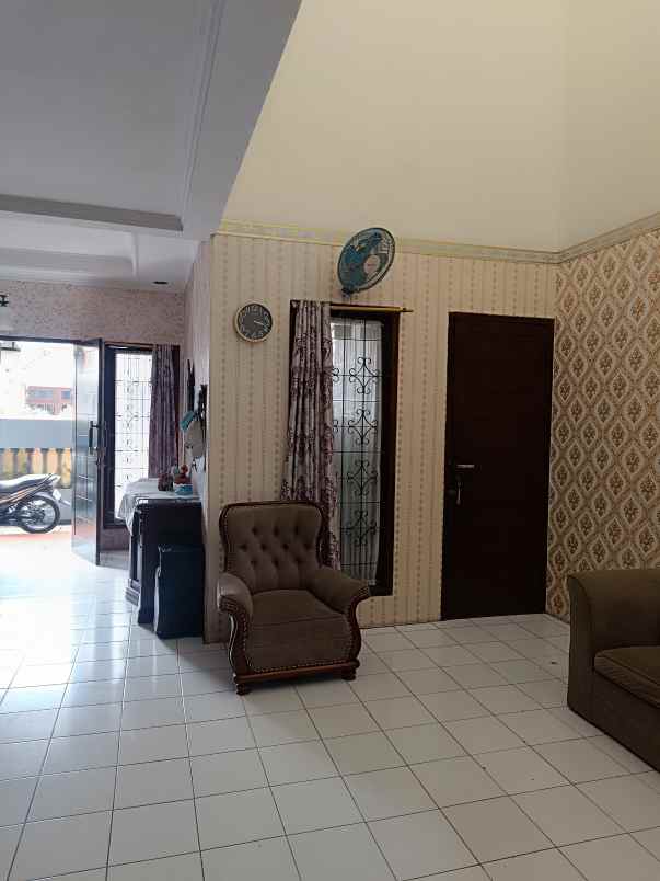 dijual rumah perumahan aneka elok