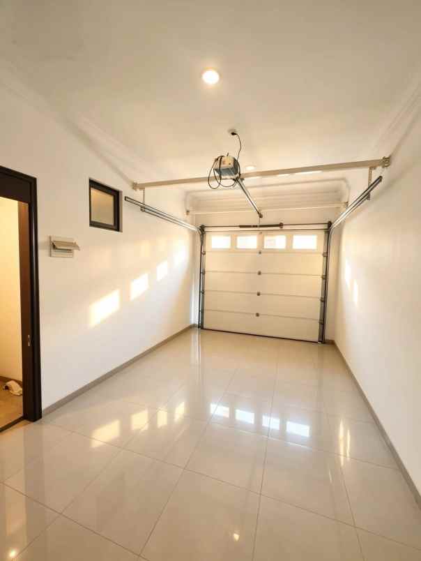 dijual rumah perumahan depark jadeite