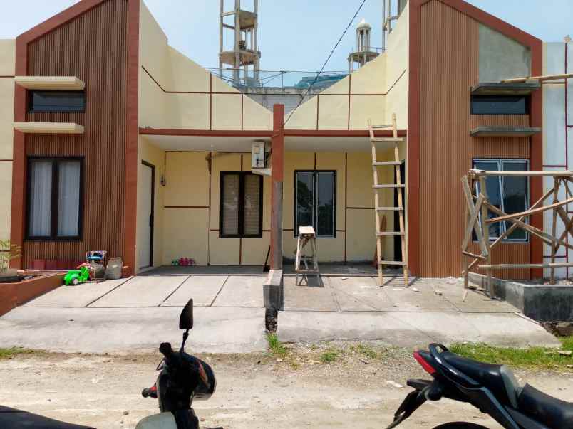 dijual rumah perumahan griya permai