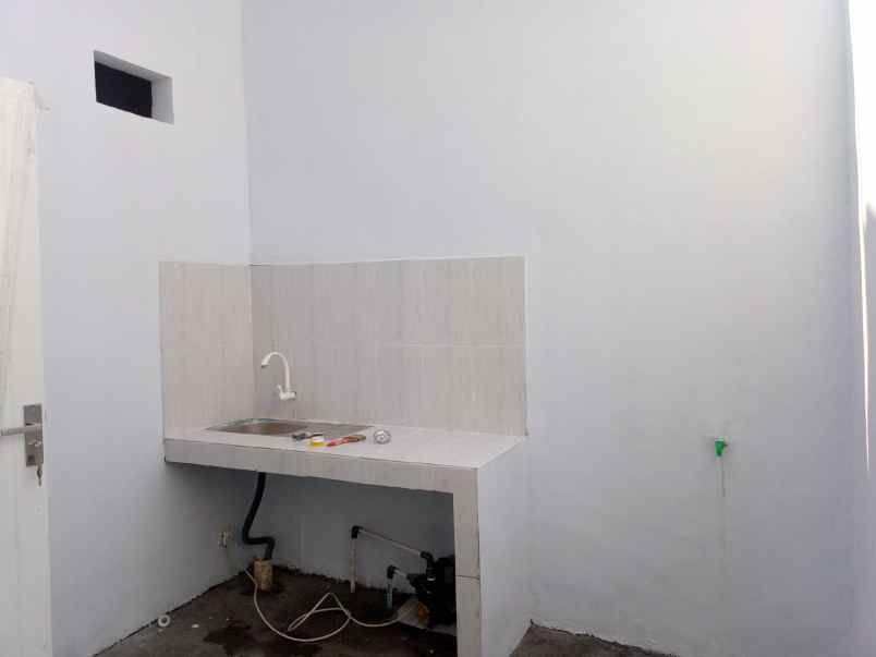 dijual rumah perumahan griya permai