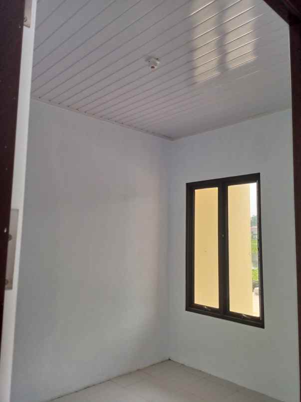 dijual rumah perumahan griya permai