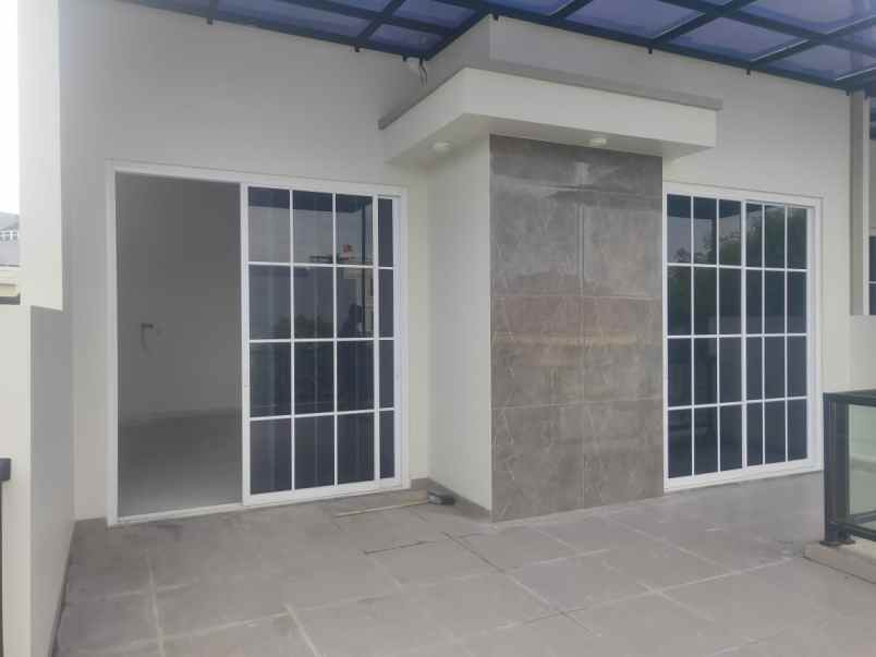 dijual rumah perumahan kft