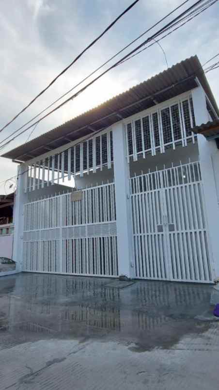dijual rumah perumahan taman dadap