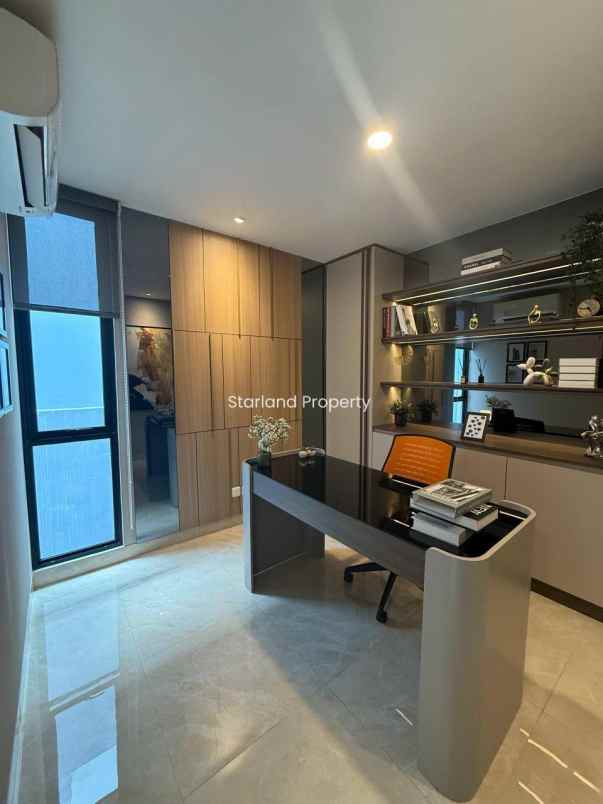 dijual rumah petukangan selatan