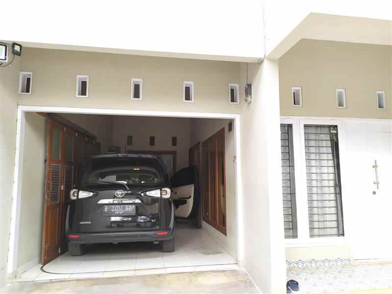 dijual rumah pinang ranti jakarta timur