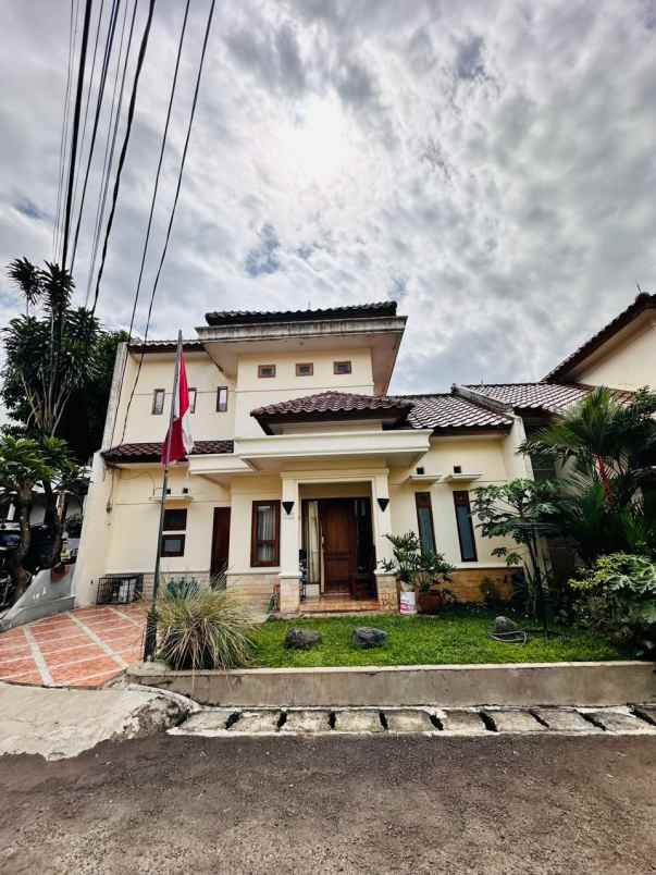 dijual rumah pisangan ciputat timur