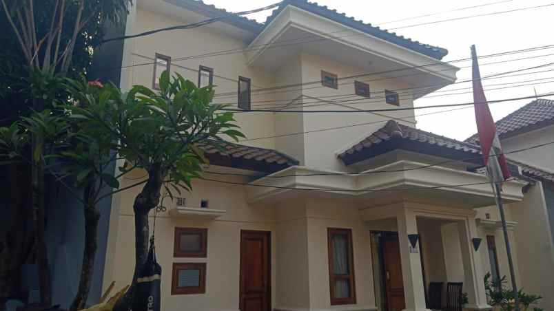 dijual rumah pisangan ciputat timur