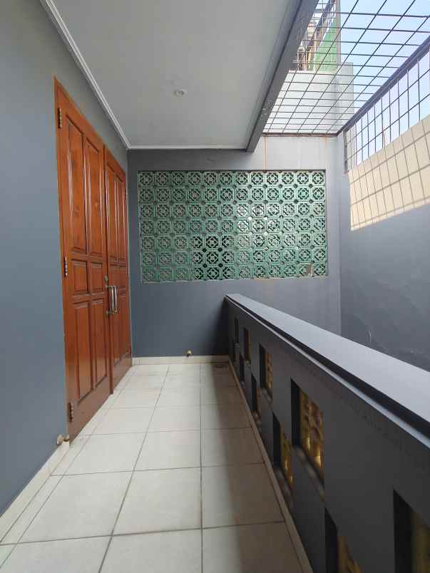 dijual rumah pisangan lama jaktim