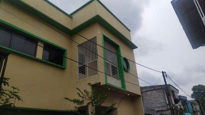 dijual rumah pondok gede permai