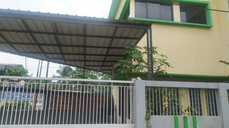 dijual rumah pondok gede permai