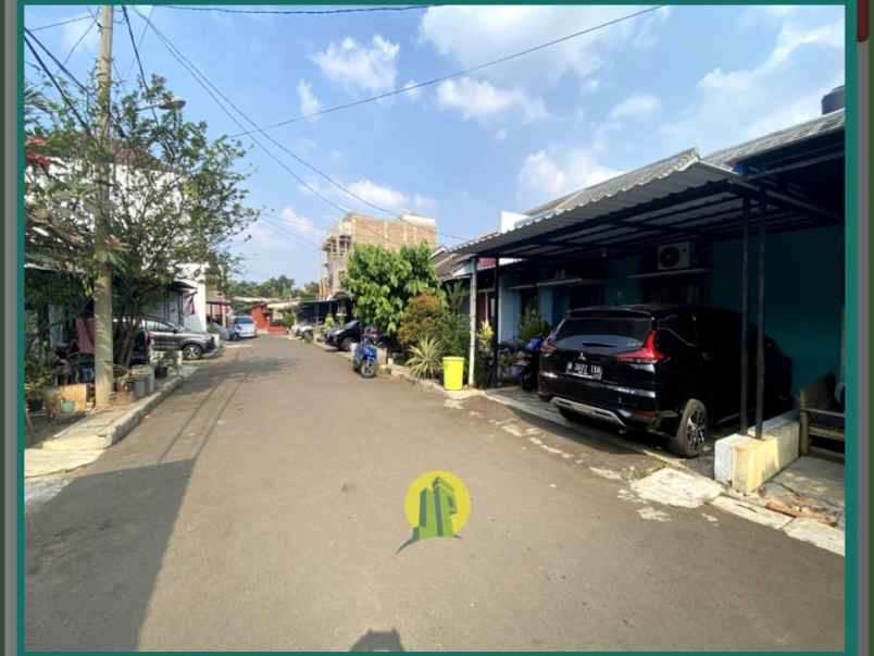 dijual rumah pondok kelapa