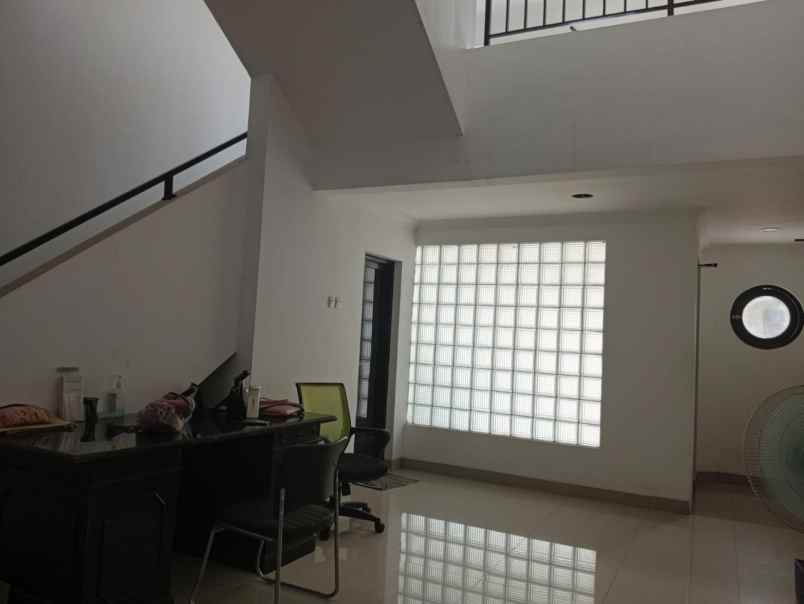 dijual rumah pondok kelapa